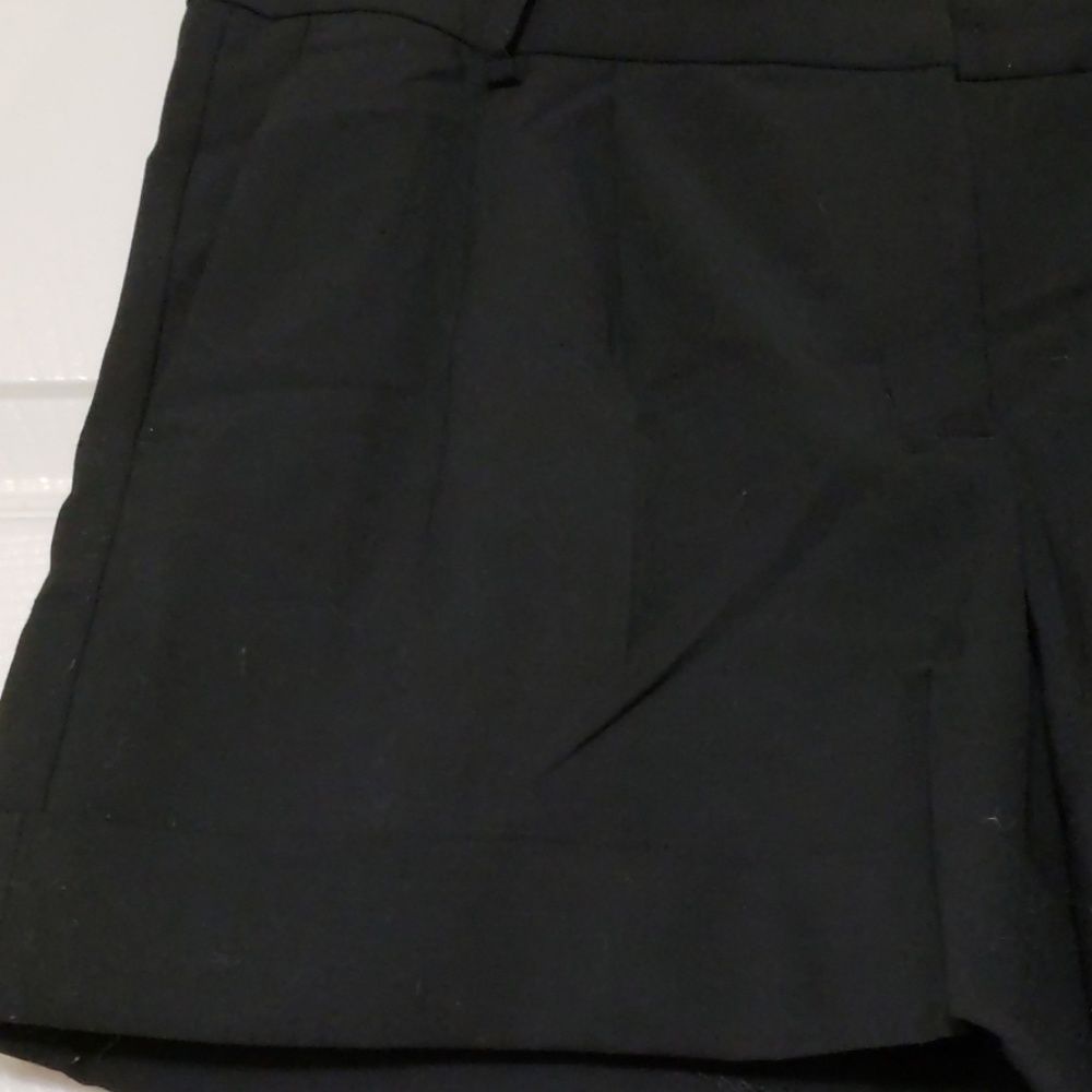 Trouser Shorts - Picture 3 of 4